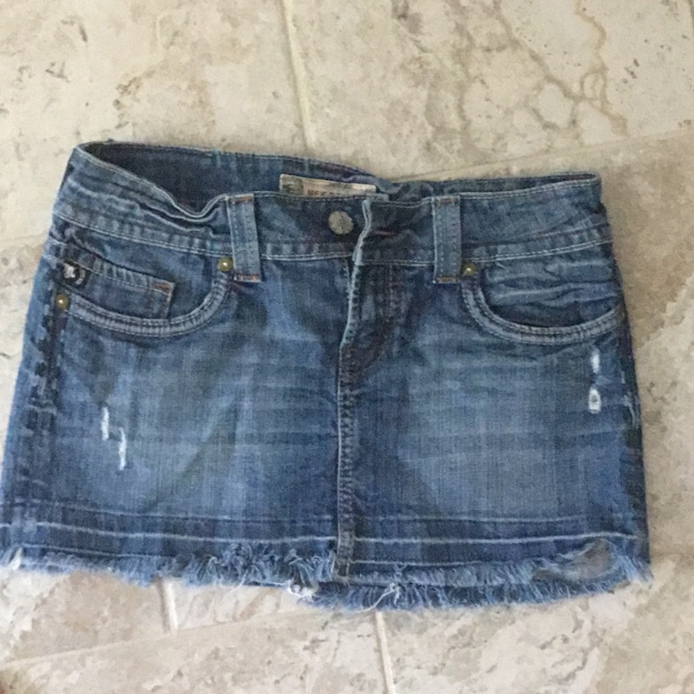 Mek Denim skirt waist size 28